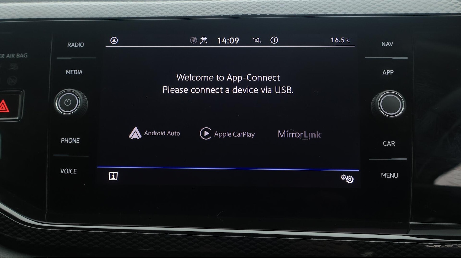 Used Volkswagen Polo 2022 for sale - 76227988: Photo 26