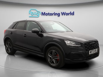 Audi - Q2