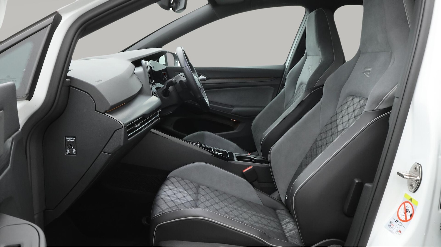 Used Volkswagen Golf 2023 for sale - 76199727: Photo 15