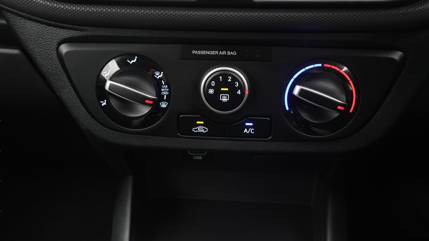 Used Hyundai i10 for sale - 77271462: Photo 12