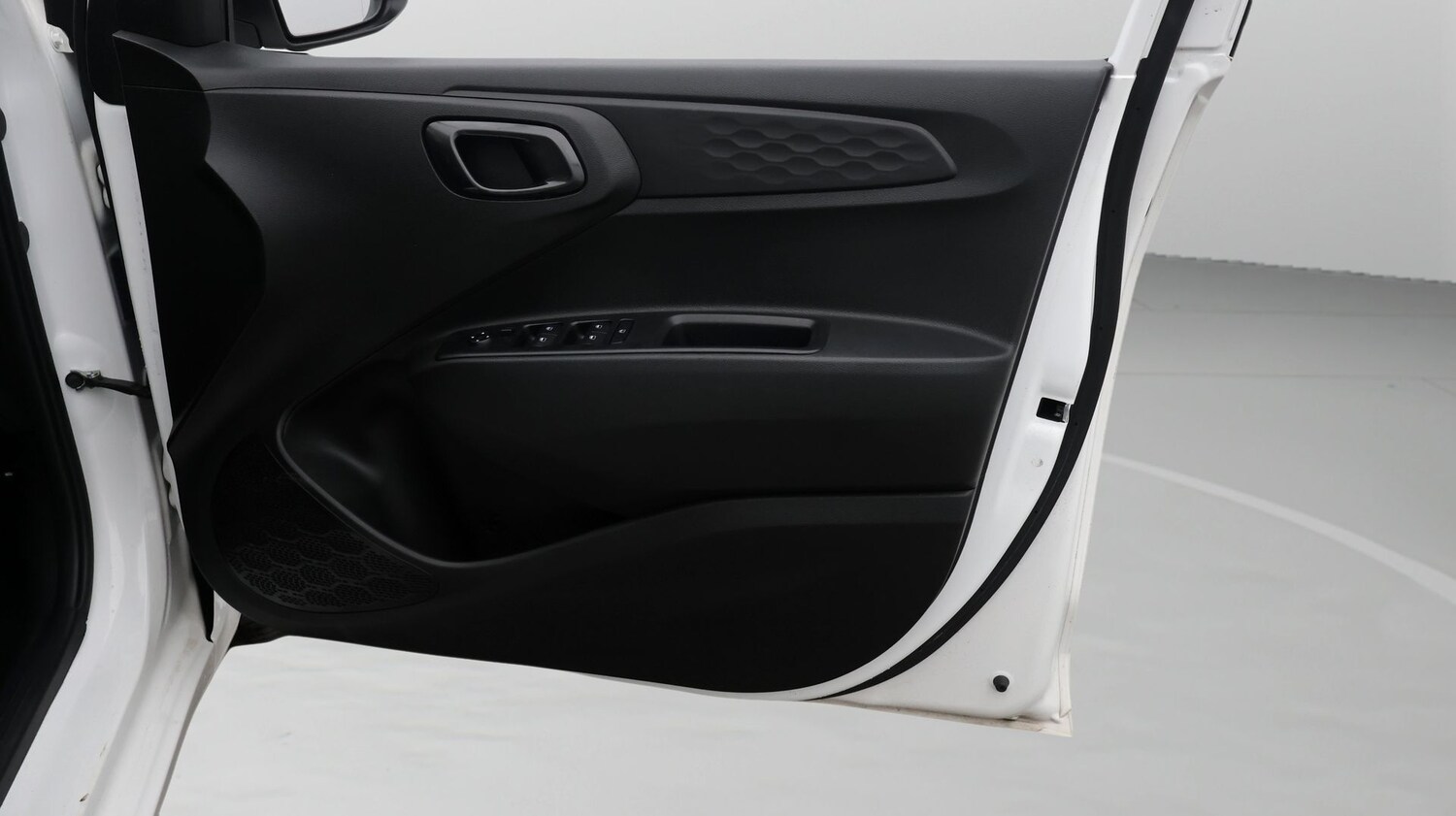 Used Hyundai i10 for sale - 77271462: Photo 15