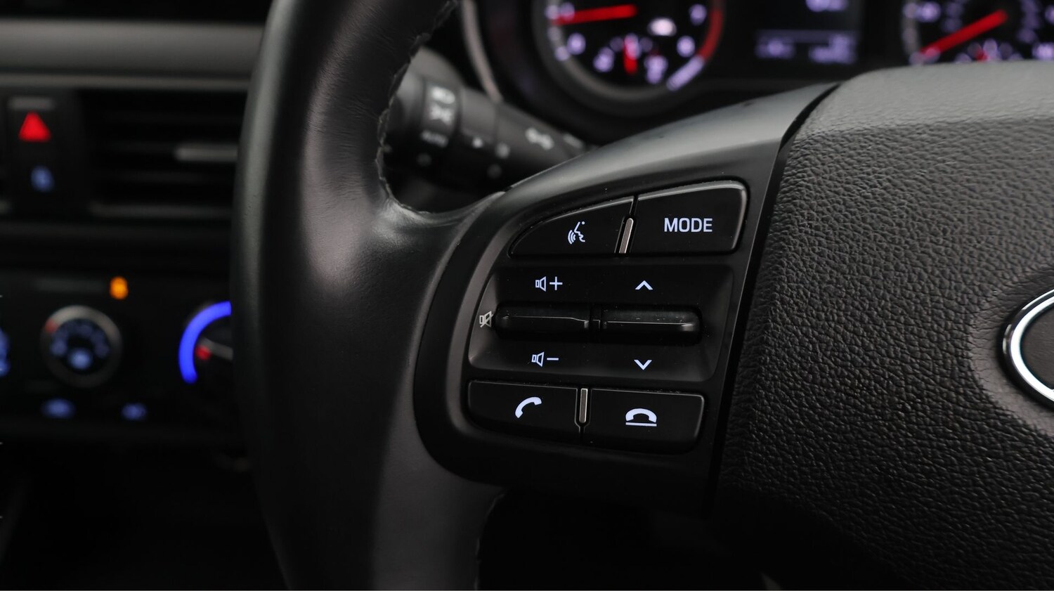 Used Hyundai i10 for sale - 77271462: Photo 22