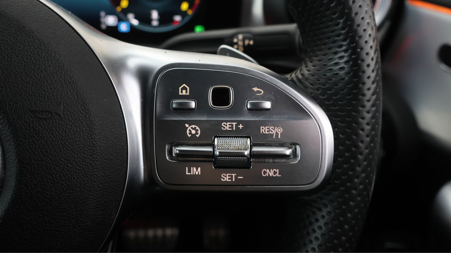 Used Mercedes-Benz CLA 2022 for sale - 77931904: Photo 21