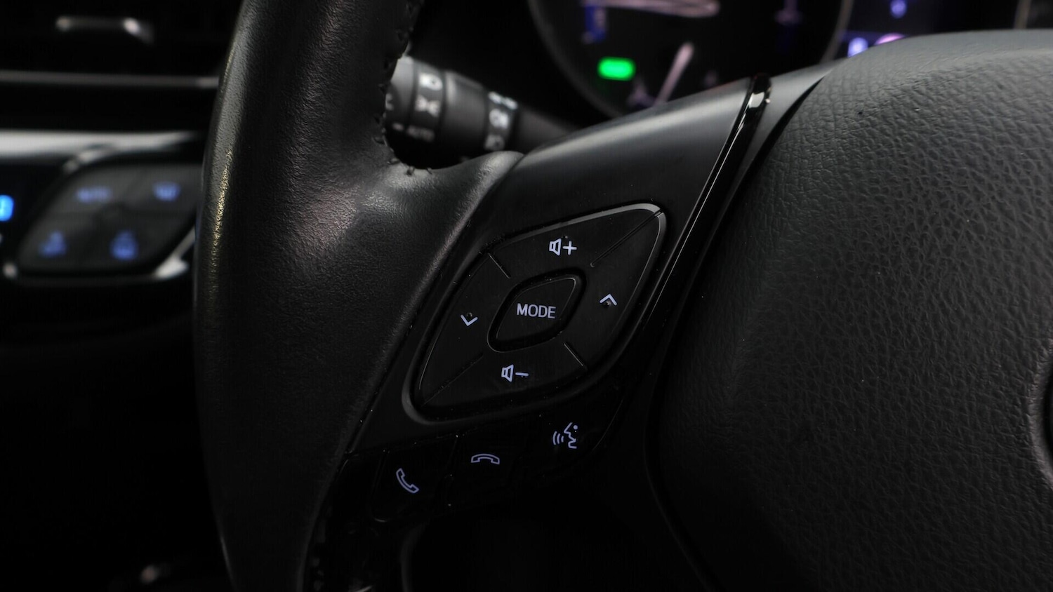 Used Toyota C-HR 2020 for sale - 76659071: Photo 25