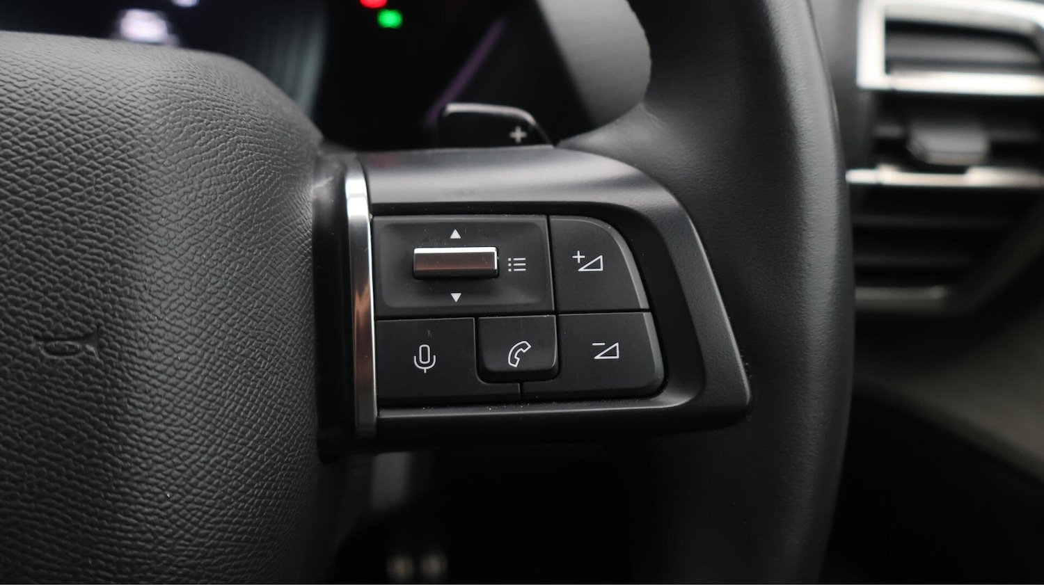 Used Citroen C5 X 2023 for sale - 76772130: Photo 24