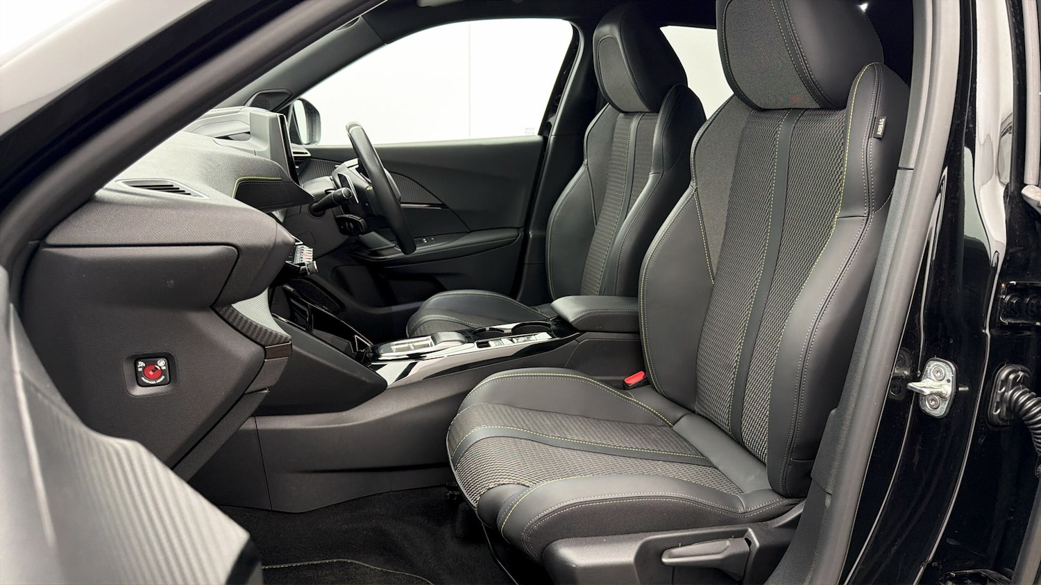 Used Peugeot 2008 2024 for sale - 78016029: Photo 13