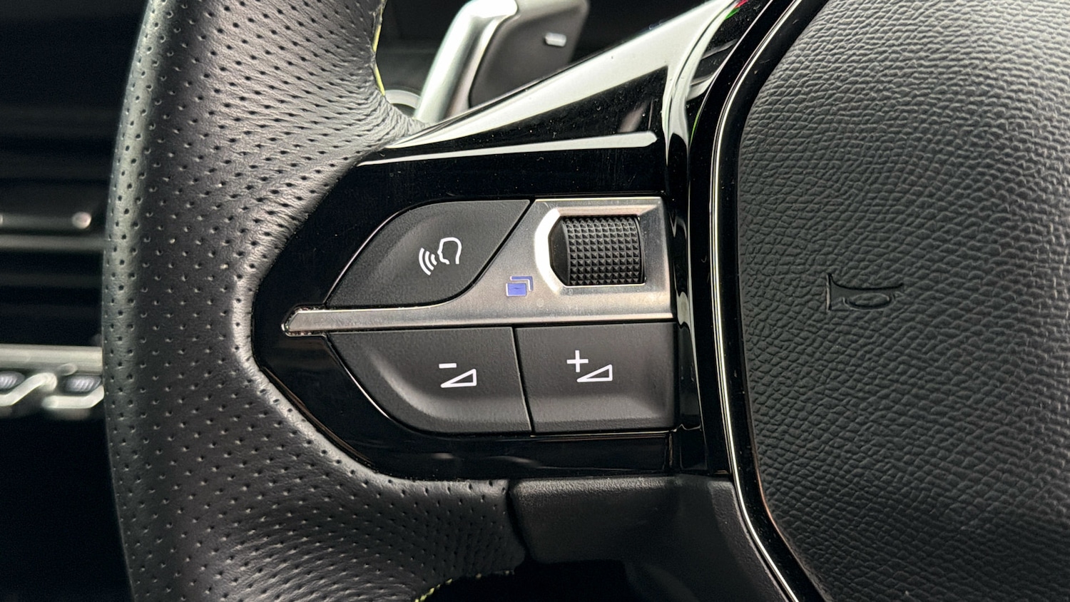 Used Peugeot 2008 2024 for sale - 78016029: Photo 23