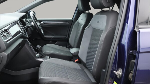 Used Volkswagen T-Roc 2020 for sale - 75624197: Photo 15