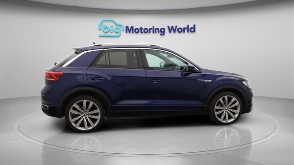 Used Volkswagen T-Roc 2020 for sale - 75624197: Photo 9