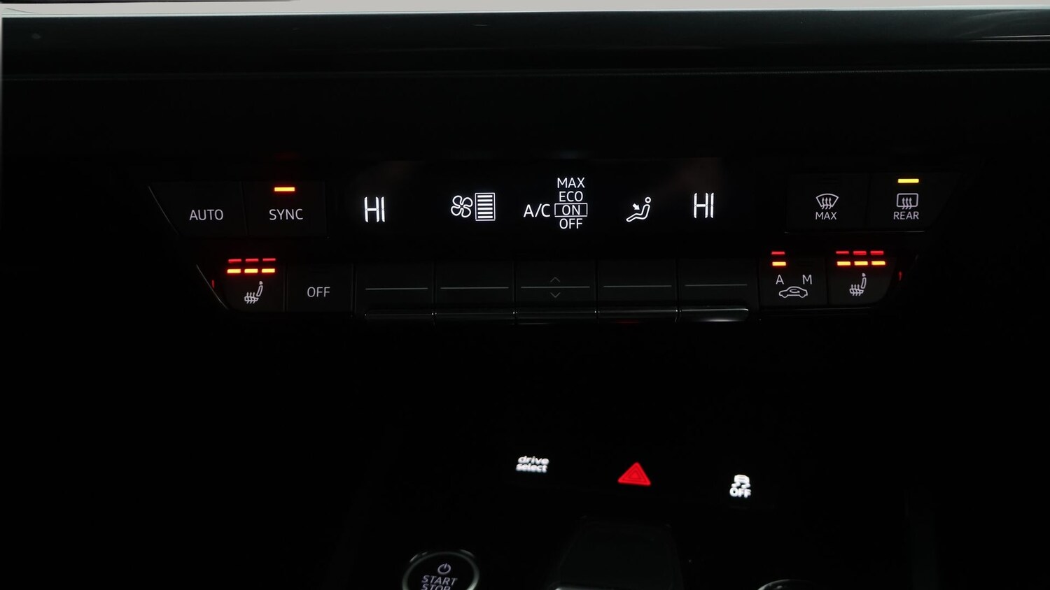 Used Audi Q4 e-tron 2023 for sale - 77118083: Photo 12