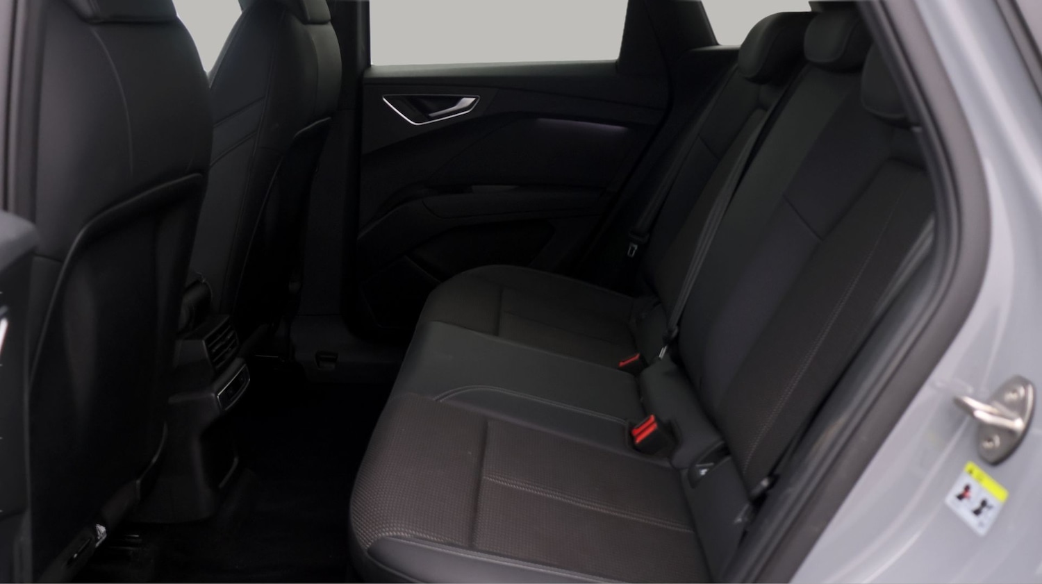 Used Audi Q4 e-tron 2023 for sale - 77118083: Photo 16