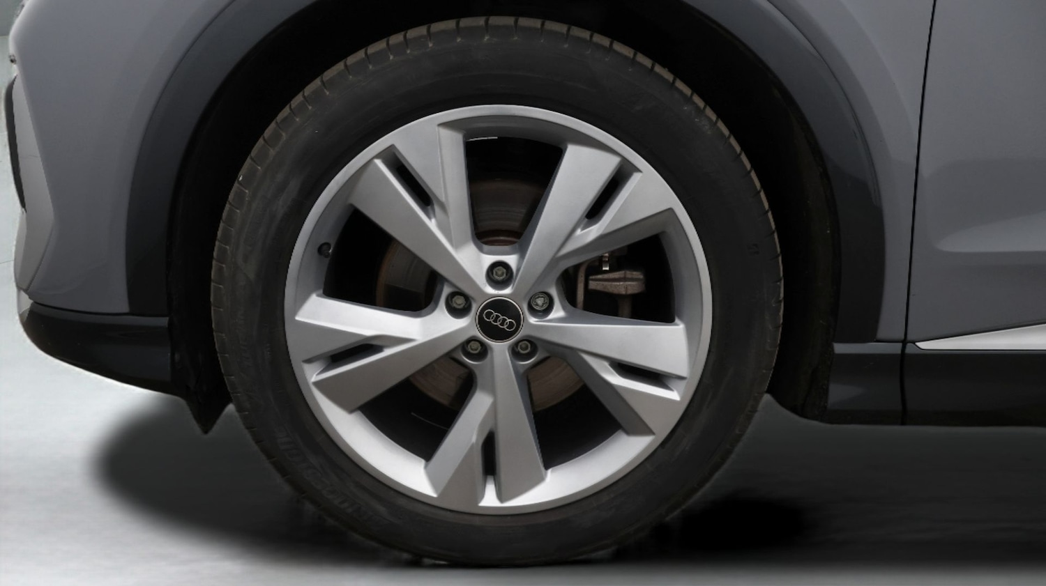 Used Audi Q4 e-tron 2023 for sale - 77118083: Photo 18