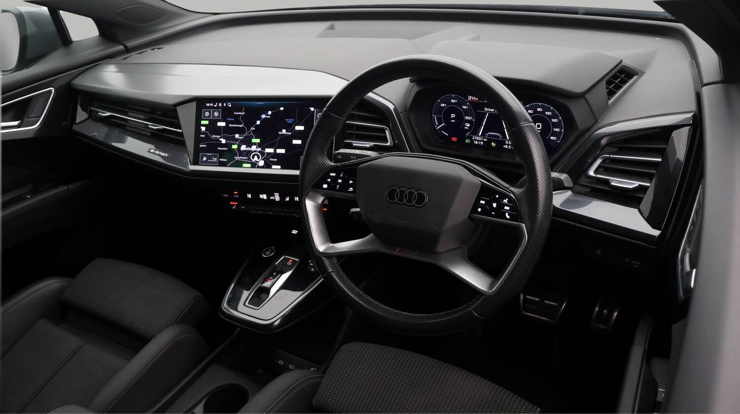 Used Audi Q4 e-tron 2023 for sale - 77118083: Photo 9