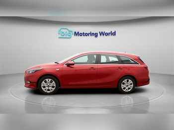 Used Kia Ceed 2024 for sale - 77628772: Photo