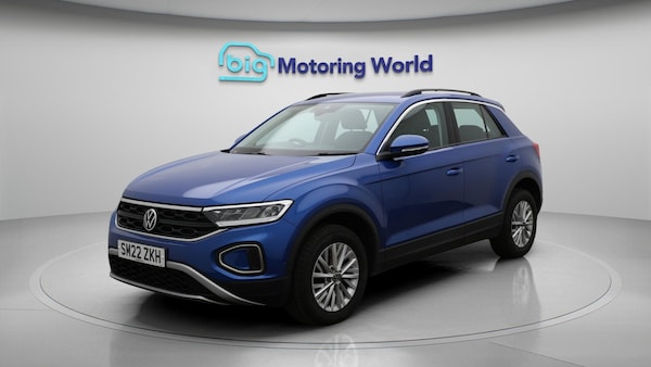 Used Volkswagen T-Roc 2022 for sale - 75976989: Photo 4