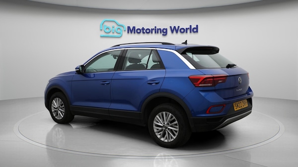 Used Volkswagen T-Roc 2022 for sale - 75976989: Photo 6