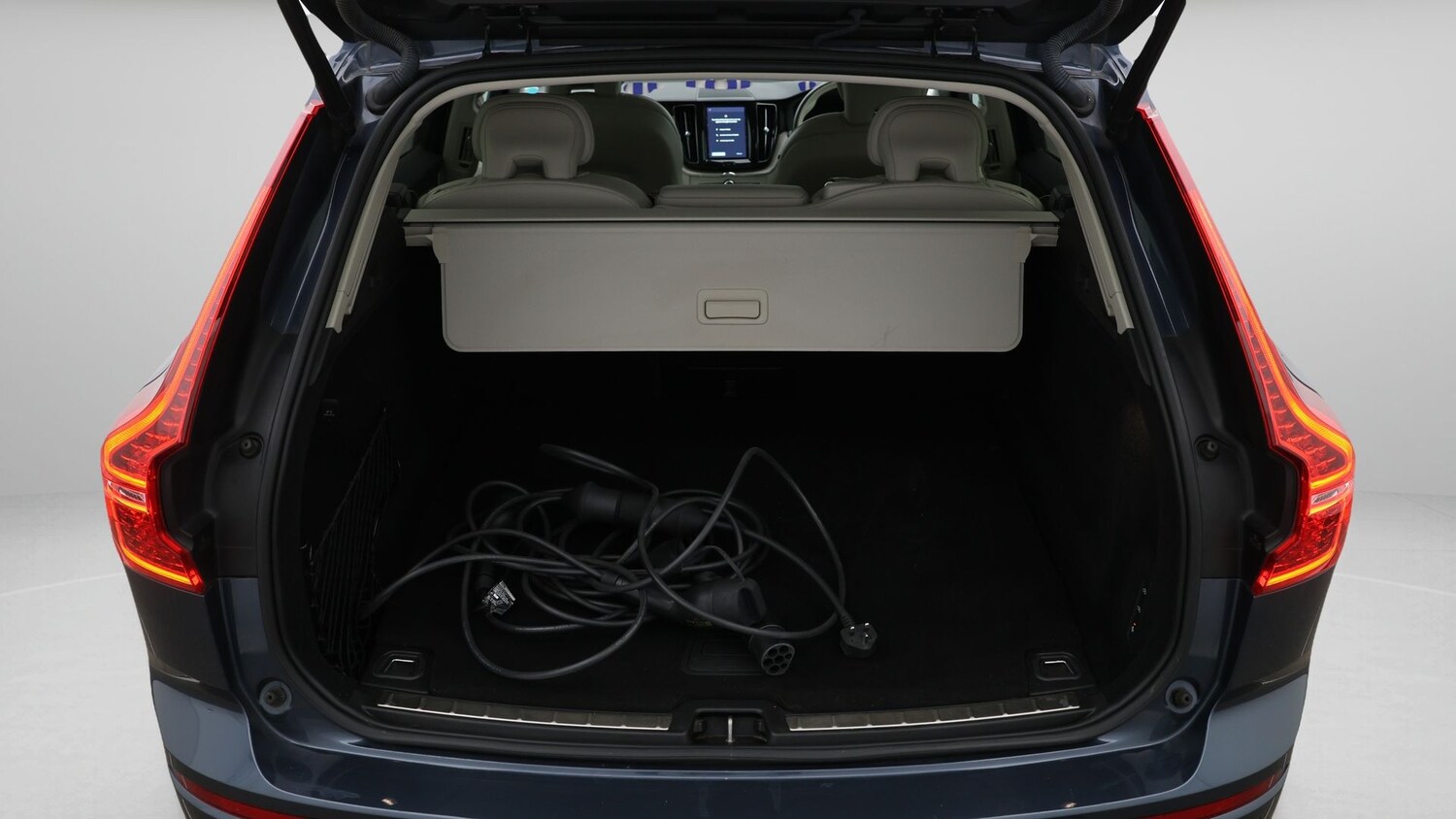 Used Volvo XC60 2023 for sale - 77580993: Photo 17