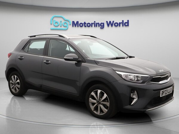Used Kia Stonic 2023 for sale - 75290768: Photo 1