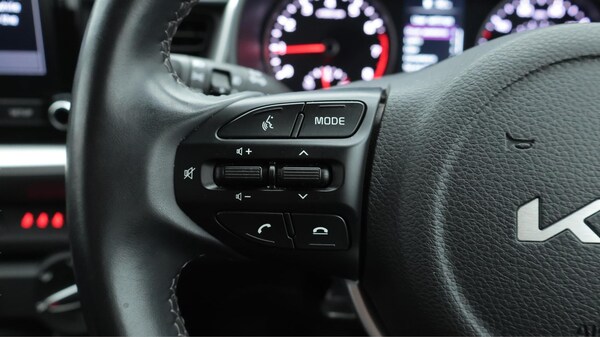 Used Kia Stonic 2023 for sale - 75290768: Photo 23