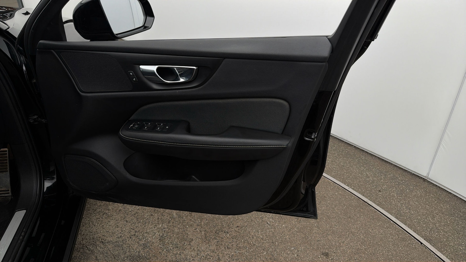 Used Volvo V60 2021 for sale - 77968460: Photo 14