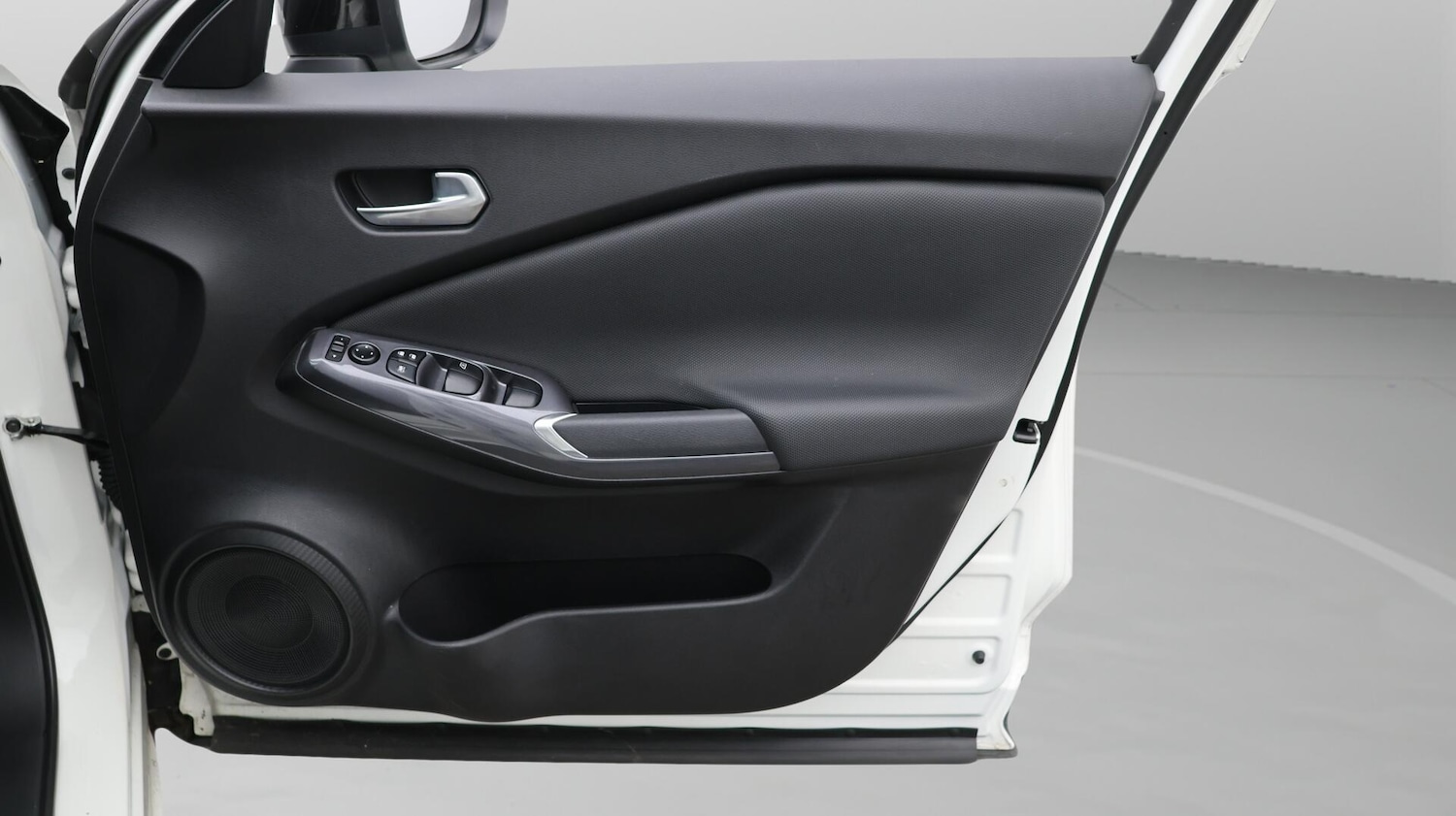 Used Nissan Juke 2023 for sale - 76701101: Photo 16