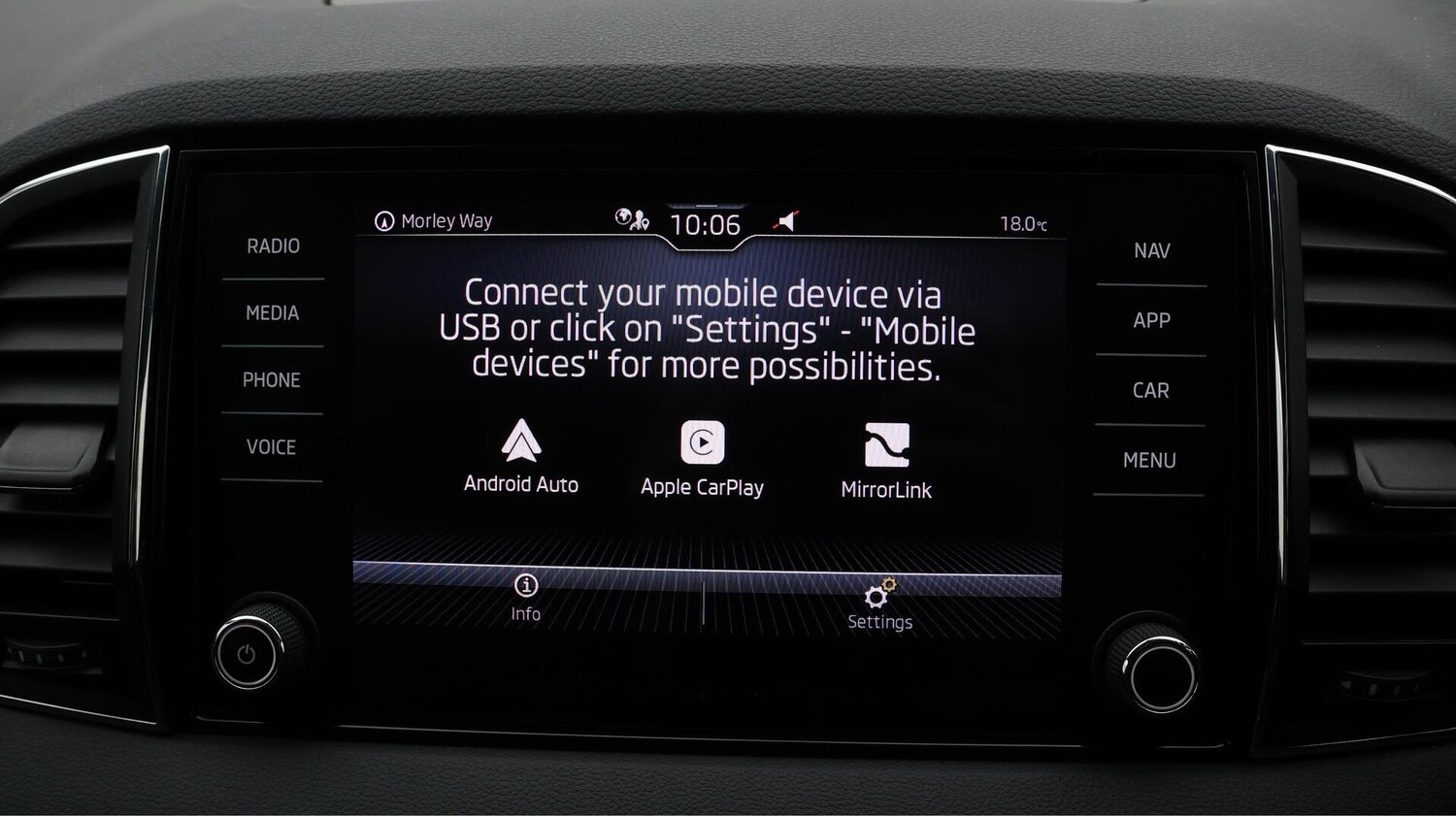 Used Skoda Karoq 2023 for sale - 76456904: Photo 26