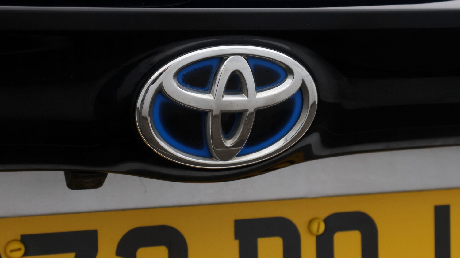 Used Toyota Yaris for sale - 77220965: Photo 24