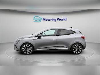 Used Renault Clio 2023 for sale - 78270699: Photo