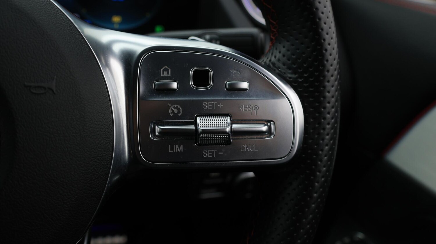 Used Mercedes-Benz EQA 2022 for sale - 76138204: Photo 26