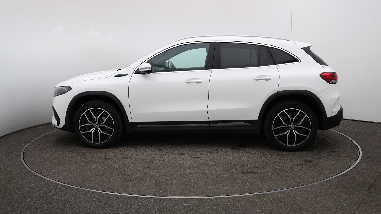 Used Mercedes-Benz EQA 2022 for sale - 76138204: Photo 42