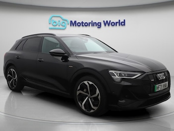 2021 (71) - 55 Black Edition SUV 5dr Electric Auto quattro 95kWh (11kW Charger) (408 ps