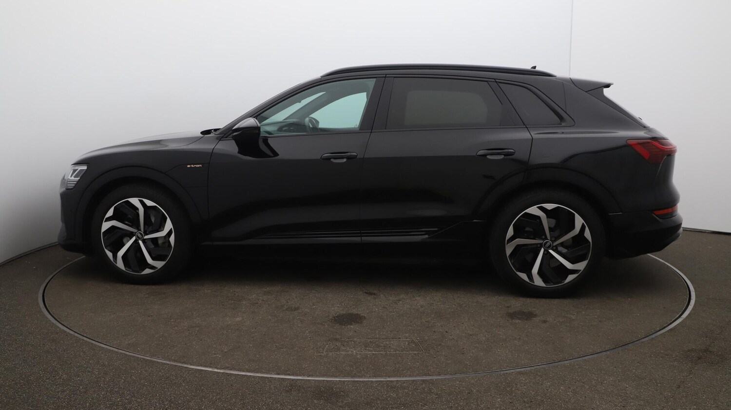 Used Audi e-tron 2021 for sale - 76094638: Photo 66