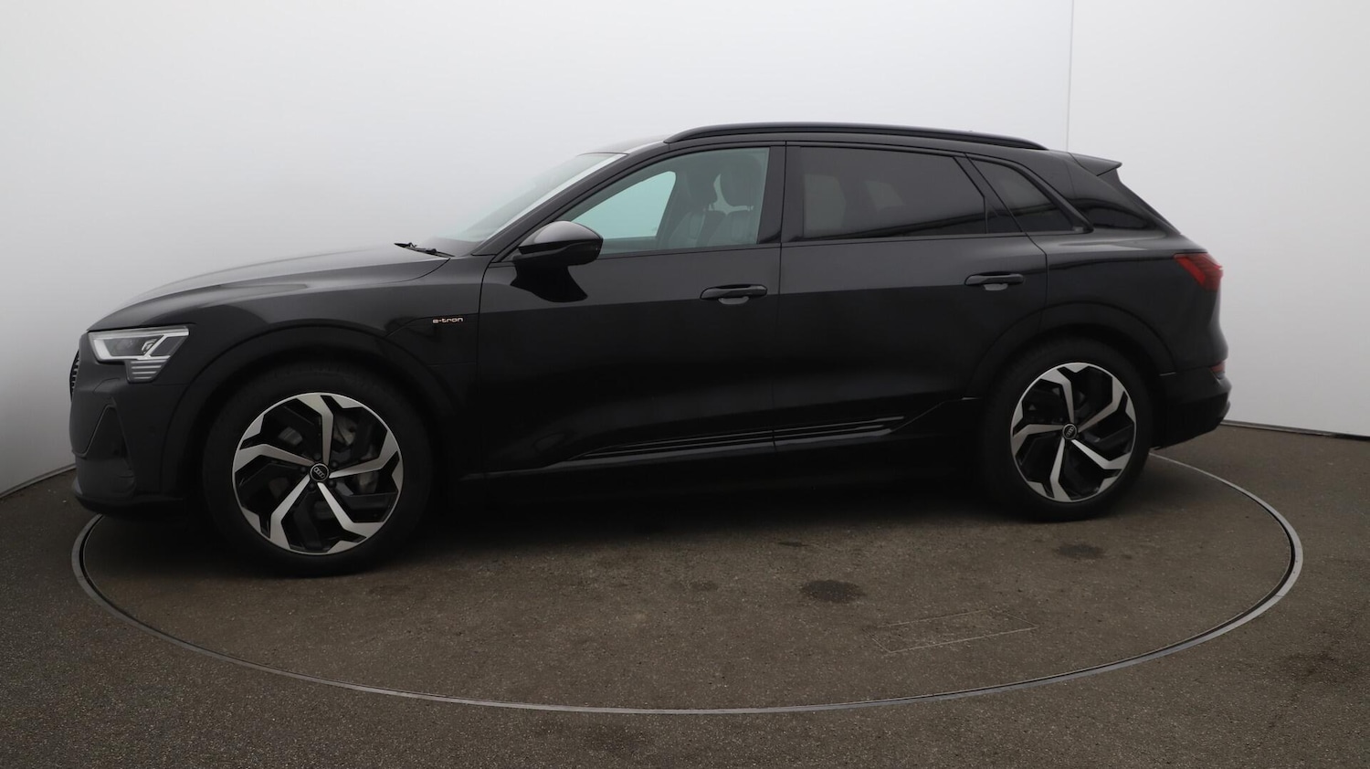 Used Audi e-tron 2021 for sale - 76094638: Photo 68