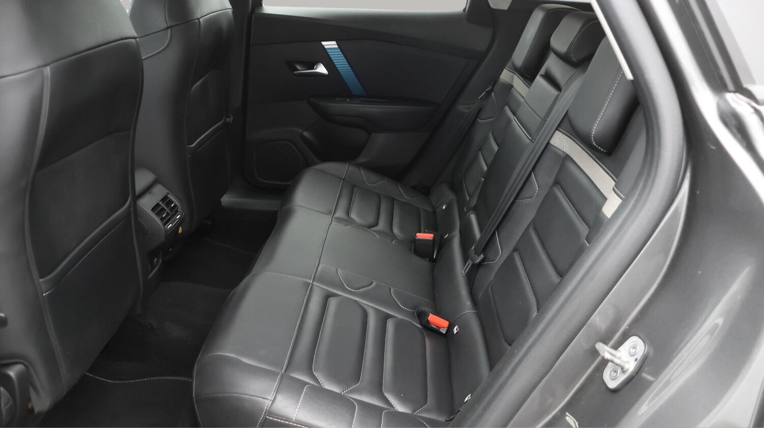 Used Citroen e-C4 2022 for sale - 75965225: Photo 17