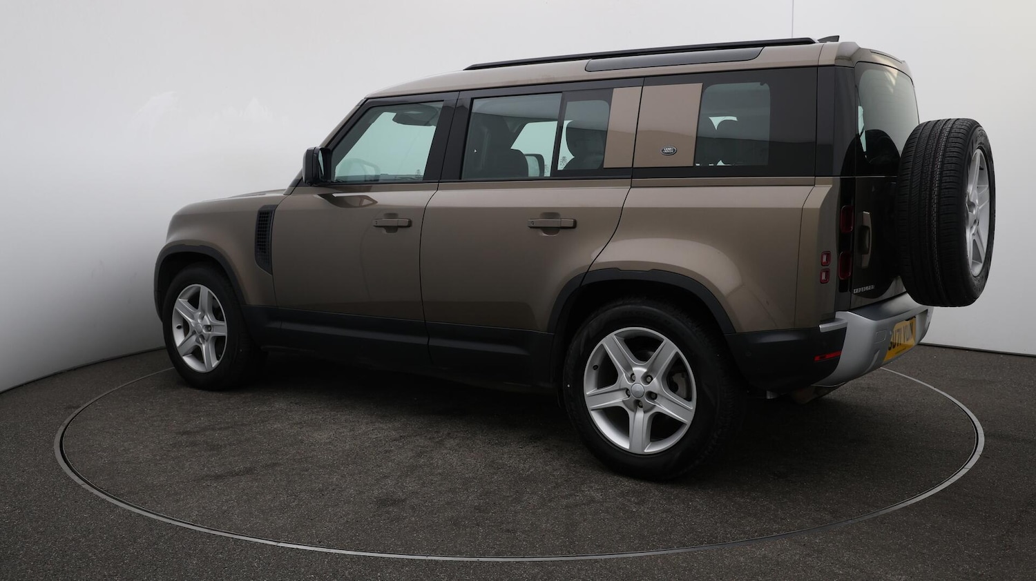 Used Land Rover Defender 2021 for sale - 76441117: Photo 37