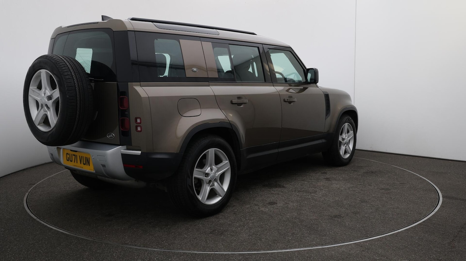 Used Land Rover Defender 2021 for sale - 76441117: Photo 55