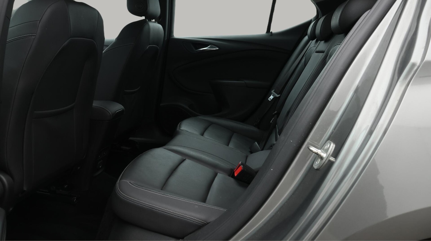 Used Vauxhall Astra for sale - 76498957: Photo 17