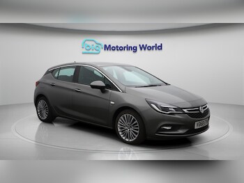 Used Vauxhall Astra 2018 for sale - 76498957: Photo