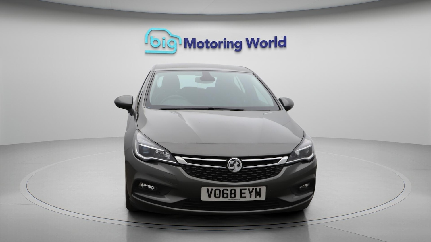 Used Vauxhall Astra for sale - 76498957: Photo 3