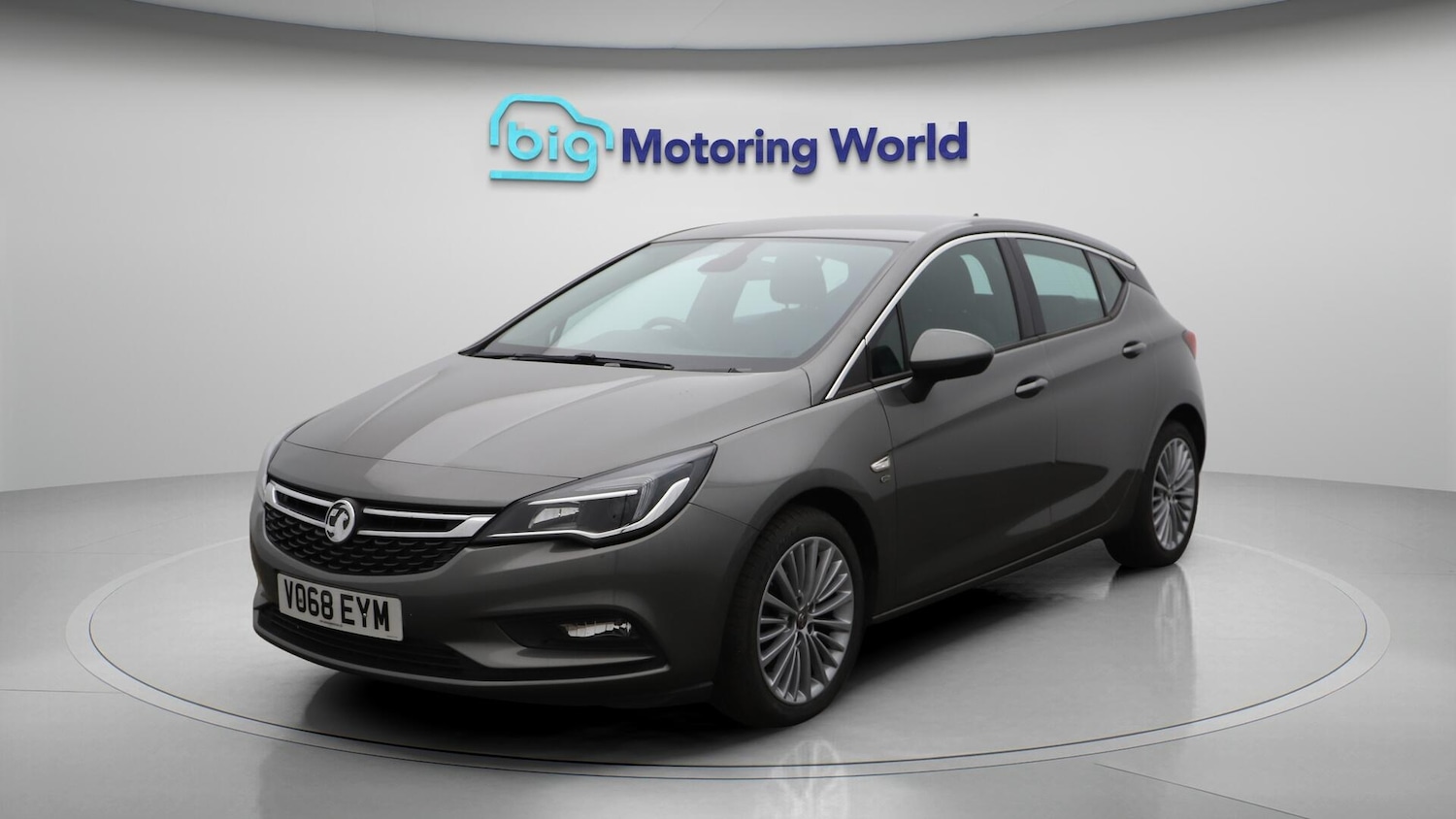 Used Vauxhall Astra for sale - 76498957: Photo 4