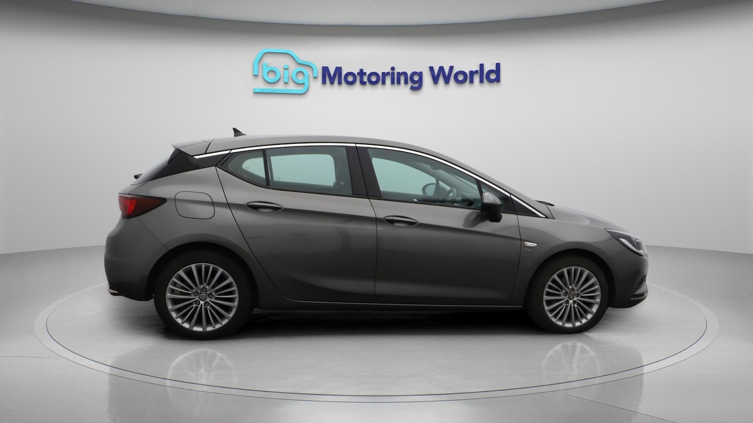 Used Vauxhall Astra for sale - 76498957: Photo 9