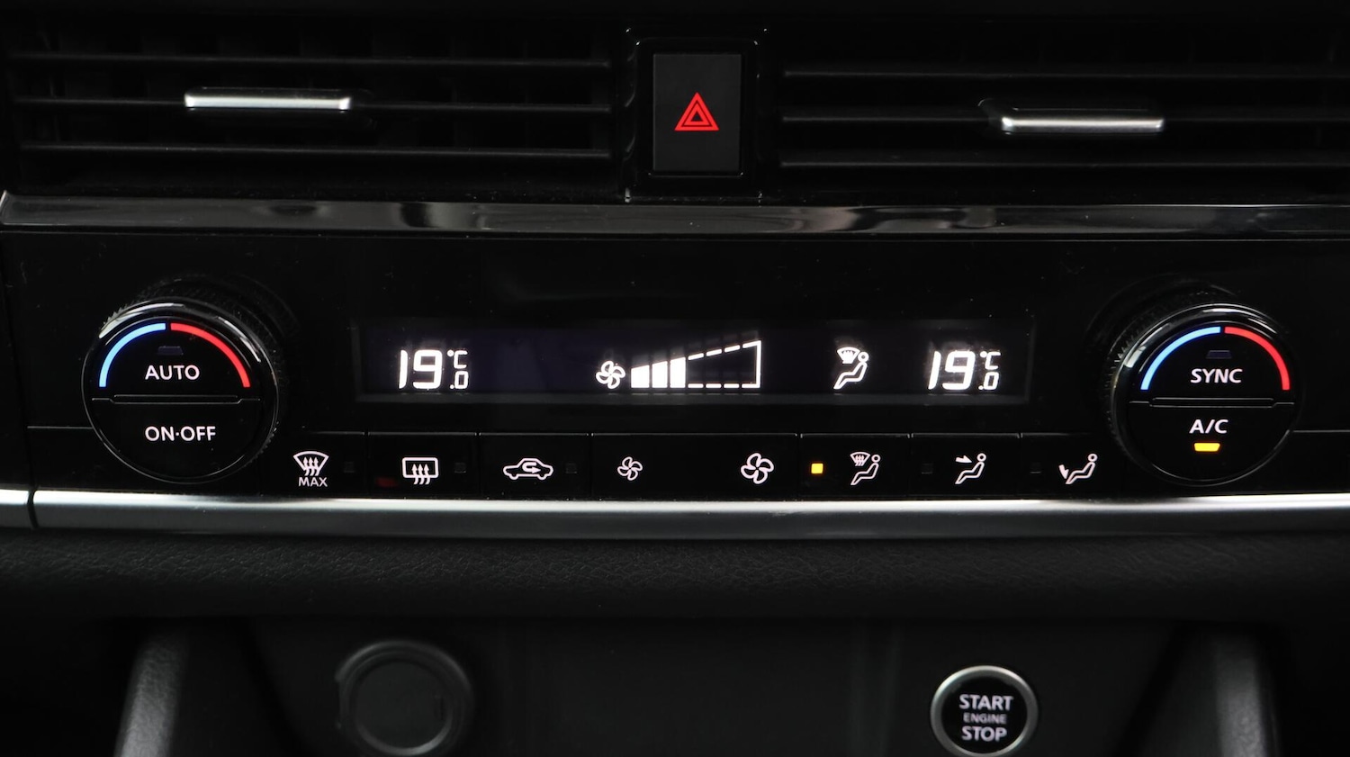 Used Nissan Qashqai 2023 for sale - 75990487: Photo 12