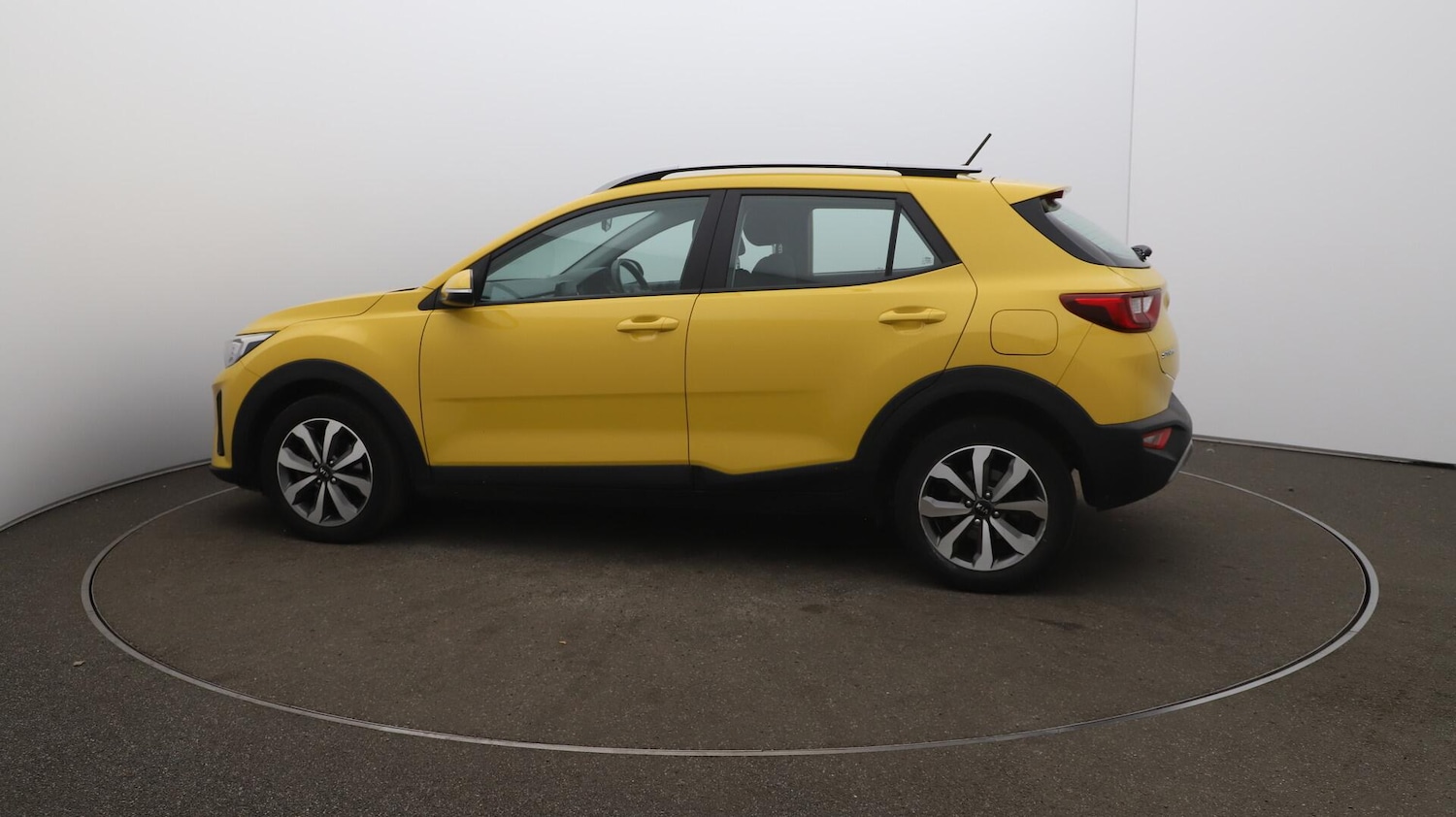 Used Kia Stonic 2021 for sale - 76095112: Photo 57