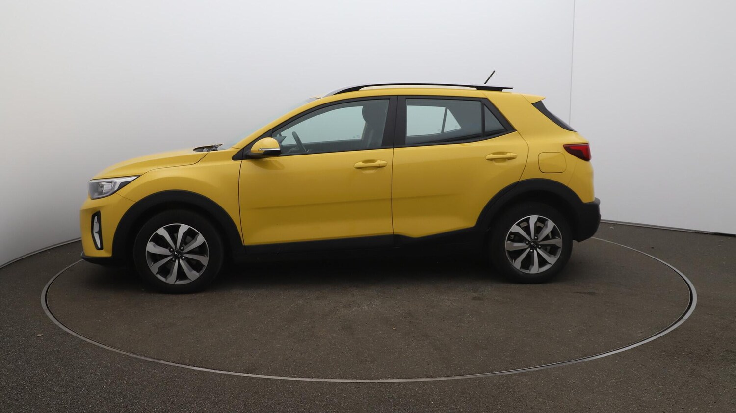 Used Kia Stonic 2021 for sale - 76095112: Photo 64