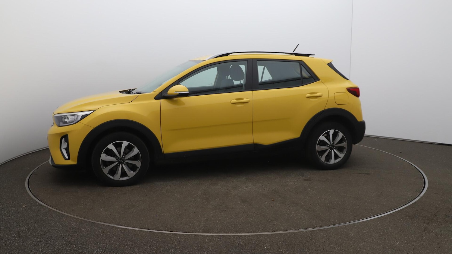 Used Kia Stonic 2021 for sale - 76095112: Photo 65