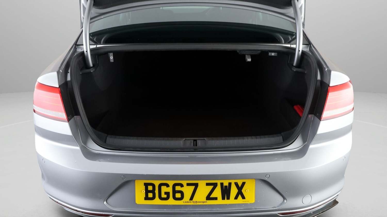 Used Volkswagen Passat 2017 for sale - 78042188: Photo 16