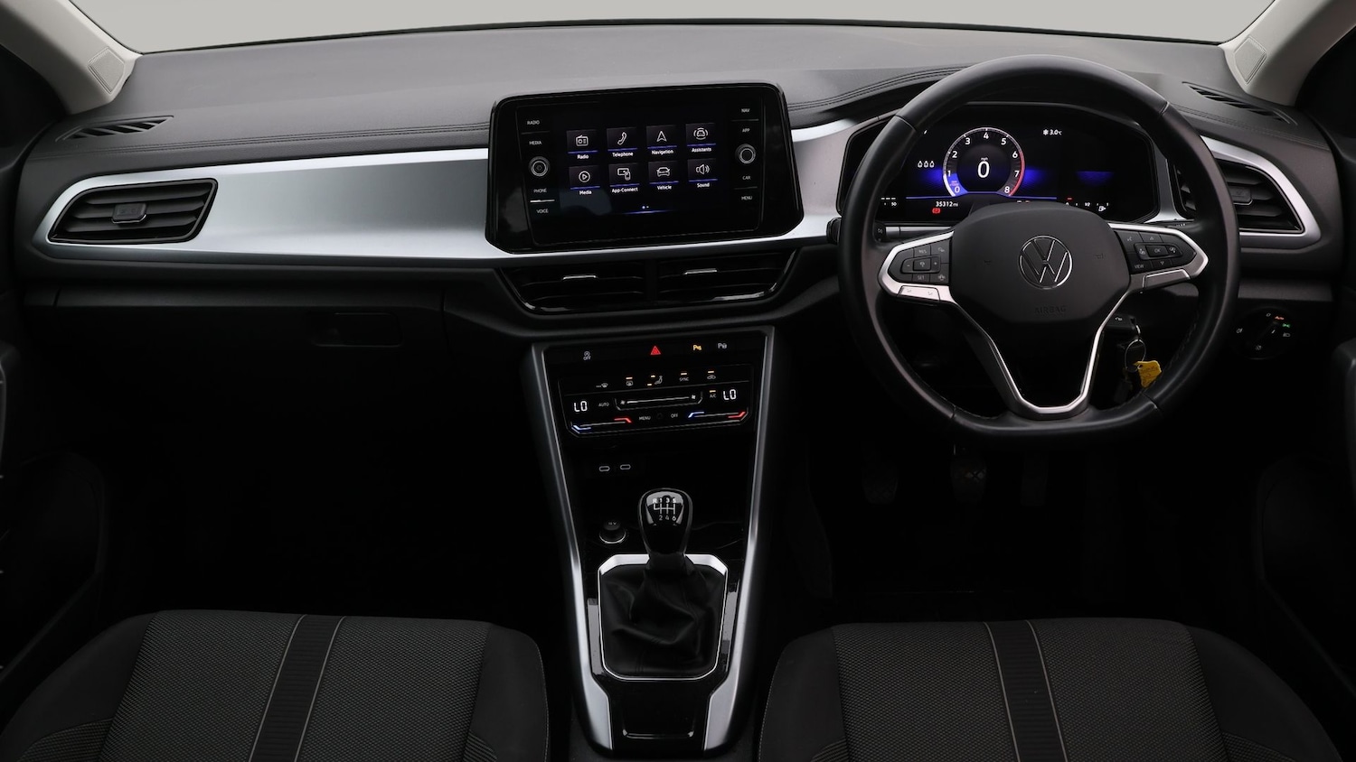 Used Volkswagen T-Roc 2022 for sale - 77349969: Photo 13