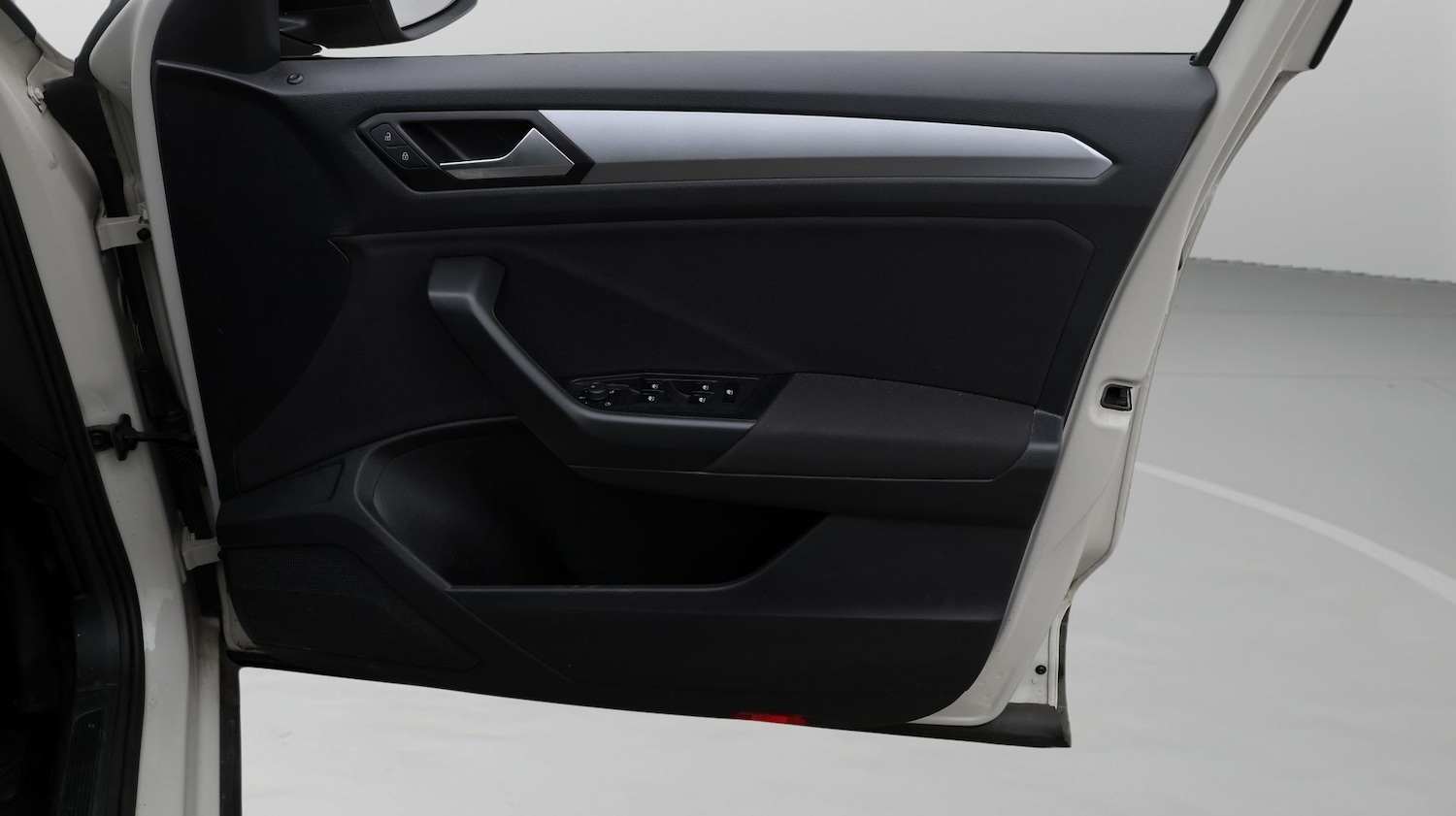 Used Volkswagen T-Roc 2022 for sale - 77349969: Photo 15