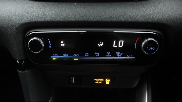 Used Mazda Mazda2 HYBRID 2022 for sale - 76200434: Photo 13