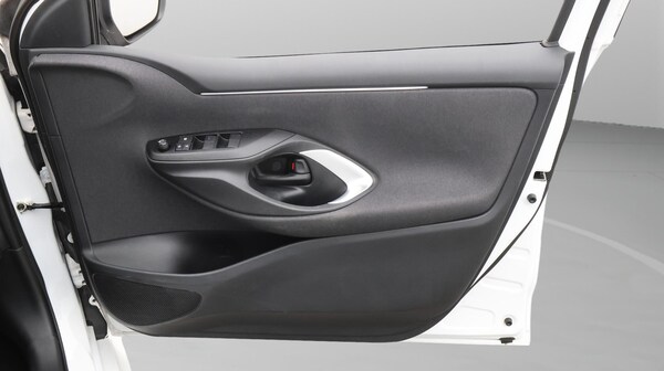 Used Mazda Mazda2 HYBRID 2022 for sale - 76200434: Photo 16